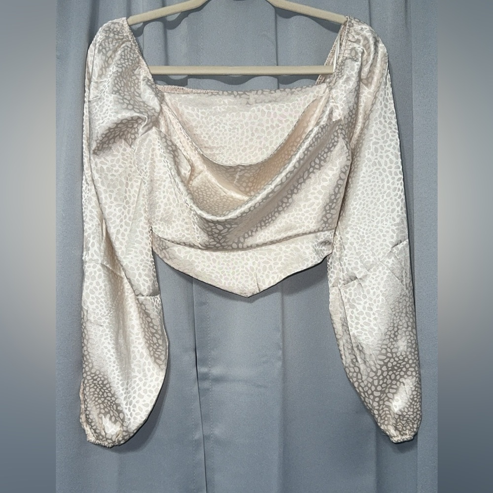 Kenzie satin crop top size women’s small from swank boutique